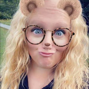 Meet your Posher, Crystal